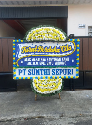 Papan Bunga Duka di Sudajaya Hilir